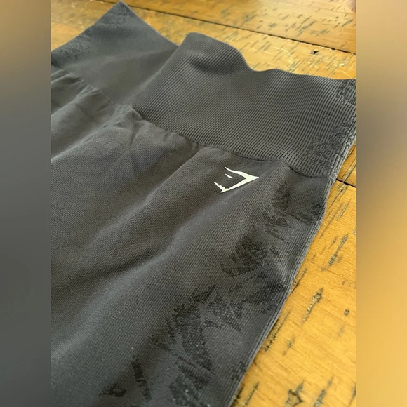 Gymshark Athletic Women’s Leggings Size Small - Picture 3 of 4